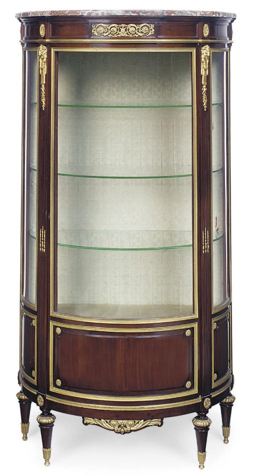 A NAPOLEON III ORMOLU-MOUNTED MAHOGANY VITRINE