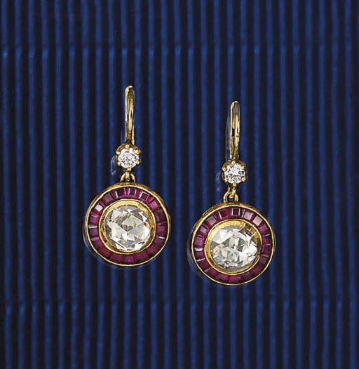 A PAIR OF DIAMOND AND RUBY EARPENDANTS