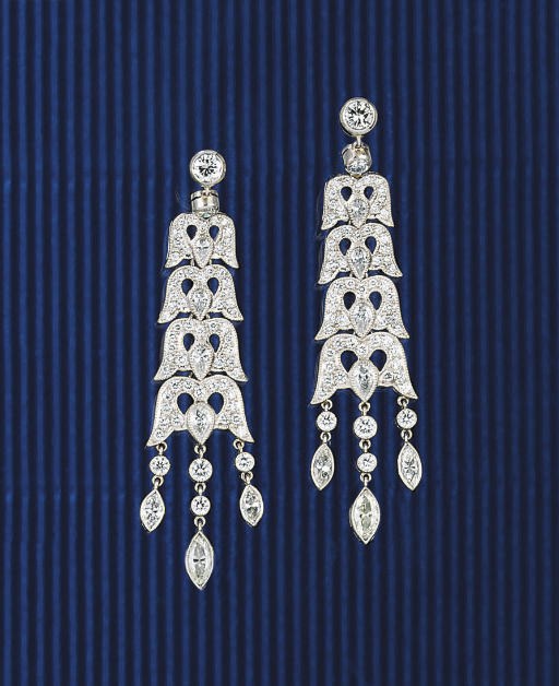 A pair of diamond earpendants