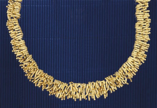 AN 18CT. GOLD NECKLACE