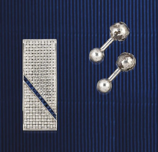 A SAPPHIRE SET MONEY CLIP, BY PIAGET AND A PAIR OF SILVER CUFFLINKS, BY TIFFANY & CO.