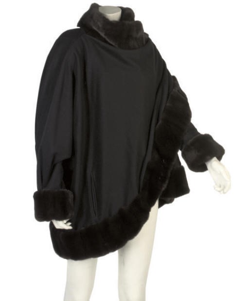 J MENDEL, A FINE WRAP & STOLE