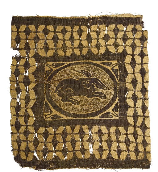 FRAGMENT DE TISSU