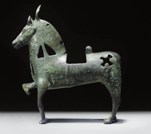 ENCENSOIR EN BRONZE EN FORME DE CHEVAL