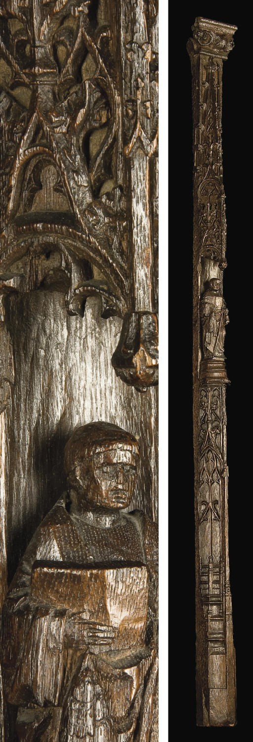 FRAGMENT D'ARCHITECTURE EN CHENE SCULPTE