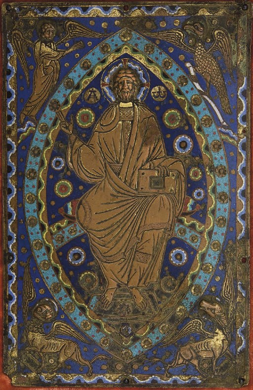 RELIURE EN CUIVRE DORE ET EMAILLE REPRESENTANT LE CHRIST EN MAJESTE