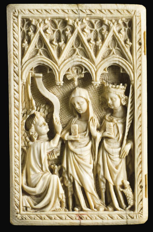 FEUILLE DE DIPTYQUE EN IVOIRE SCULPTE REPRESENTANT L'ANNONCIATION