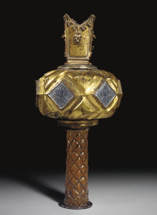 NOEUD DE CROIX EN CUIVRE DORE ET ARGENT DU XVEME SIECLE