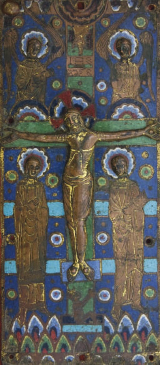 PLAQUE DE RELIURE RECTANGULAIRE EN CUIVRE EMAILLE ET DORE REPRESENTANT LA CRUCIFIXION