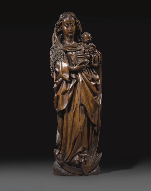 GROUPE REPRESENTANT LA VIERGE IMMACULEE EN BOIS NATUREL SCULPTE