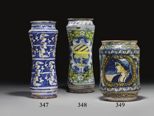 ALBARELLO ARMORIE EN MAJOLIQUE ITALIENNE (TRAPANI) DU XVIEME SIECLE