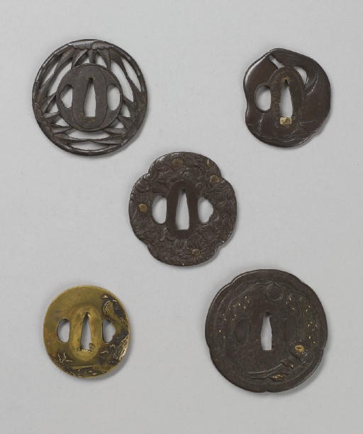 CINQ TSUBA