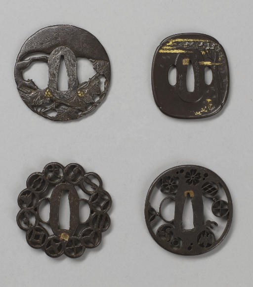 QUATRE TSUBA EN FER