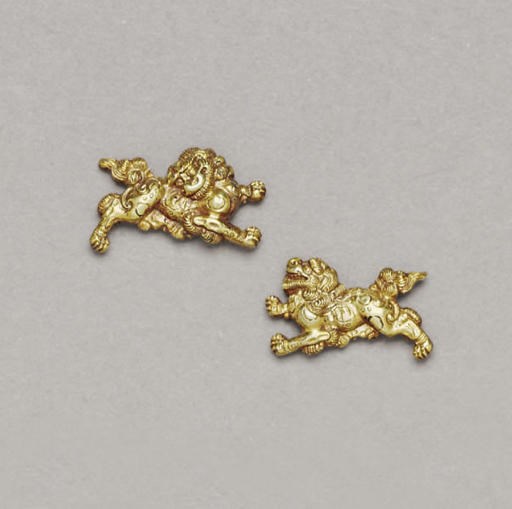 A Pair of Kyo-Kanagushi Gold Menuki