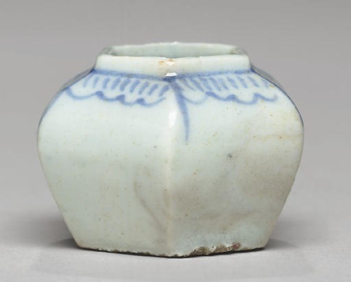 A Blue and White Porcelain Miniature Faceted Jar