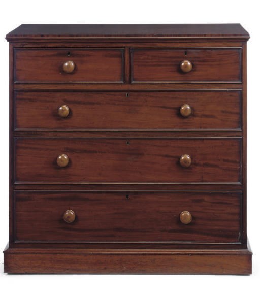 AN EARLY VICTORIAN MAHOGANY CHEST