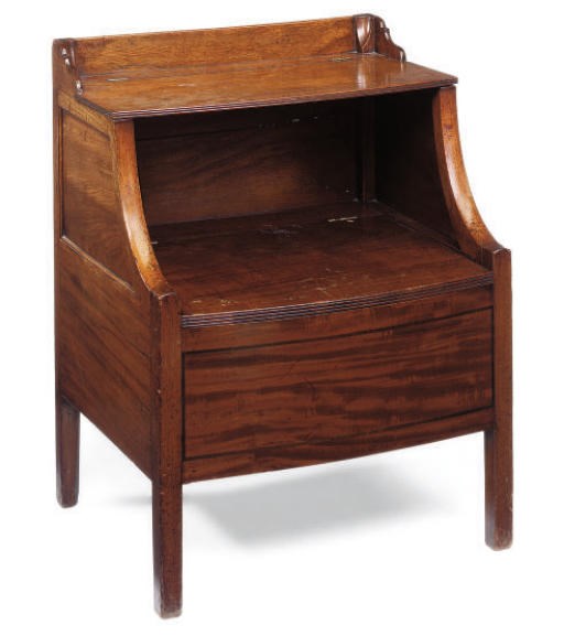 A GEORGE III MAHOGANY BOWFRONT STEP COMMODE