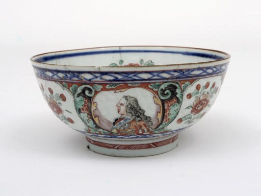 A Chinese export Dutch decorated bowl