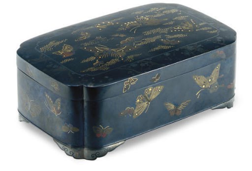 A JAPANESE GOLD, SILVER, COPPER, SHAKUDO, AND SHIBUICHI INLAID IRON BOX AND COVER,