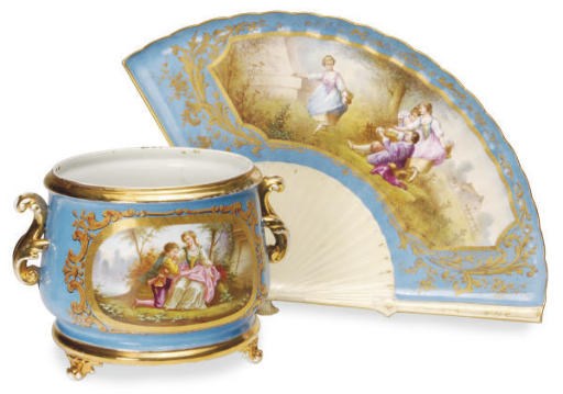 A SÈVRES-STYLE TURQUOISE-GROUND PORCELAIN CACHE POT AND A SÈVRES-STYLE TURQUOISE-GROUND PORCELAIN TRAY MODELED AS AN OPEN FAN,