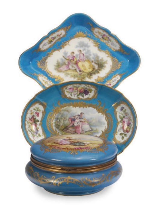 A SÈVRES (LATER DECORATED) TURQUOISE-GROUND SHAPED OVAL PORCELAIN TRAY AND A SÈVRES-STYLE TURQUOISE-GROUND DISH AND BOX AND COVER,