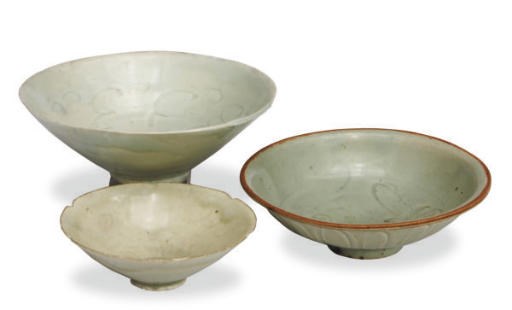 TWO CHINESE QINGBAI BOWLS,