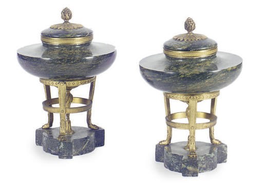 A PAIR OF FRENCH ORMOLU-MOUNTED GREEN MARBLE COVERED URNS,