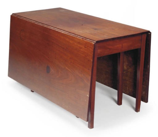 A MAHOGANY DROP LEAF DINING TABLE,