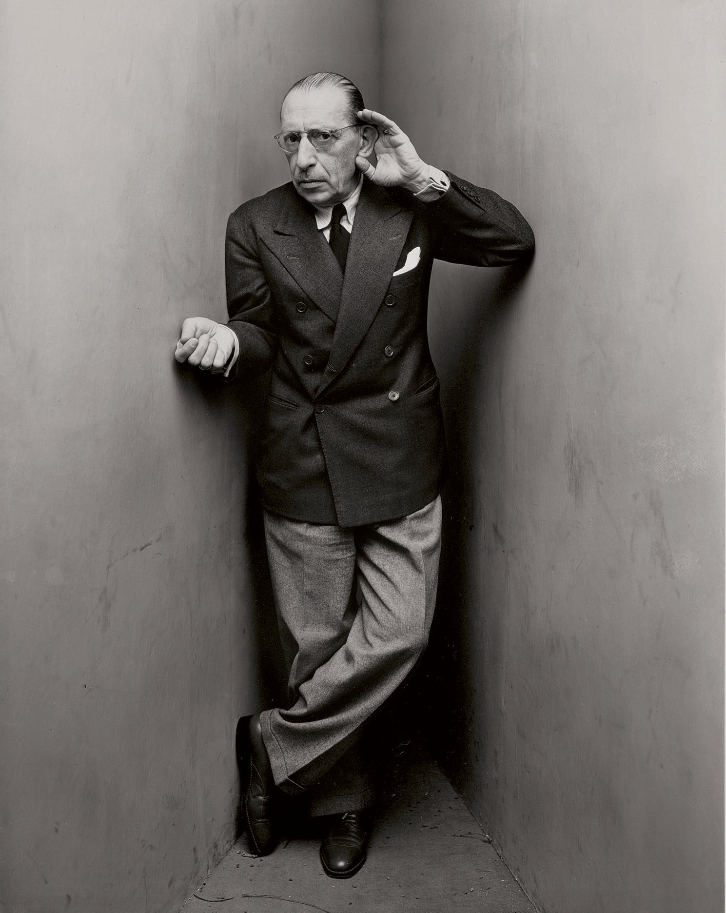 IRVING PENN (B. 1917)