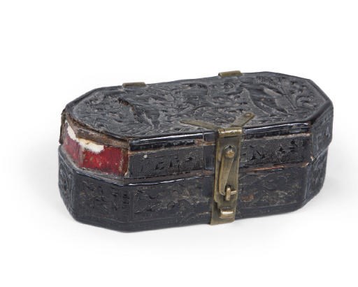 AN ITALIAN 'CUIR CISELE' CASKET