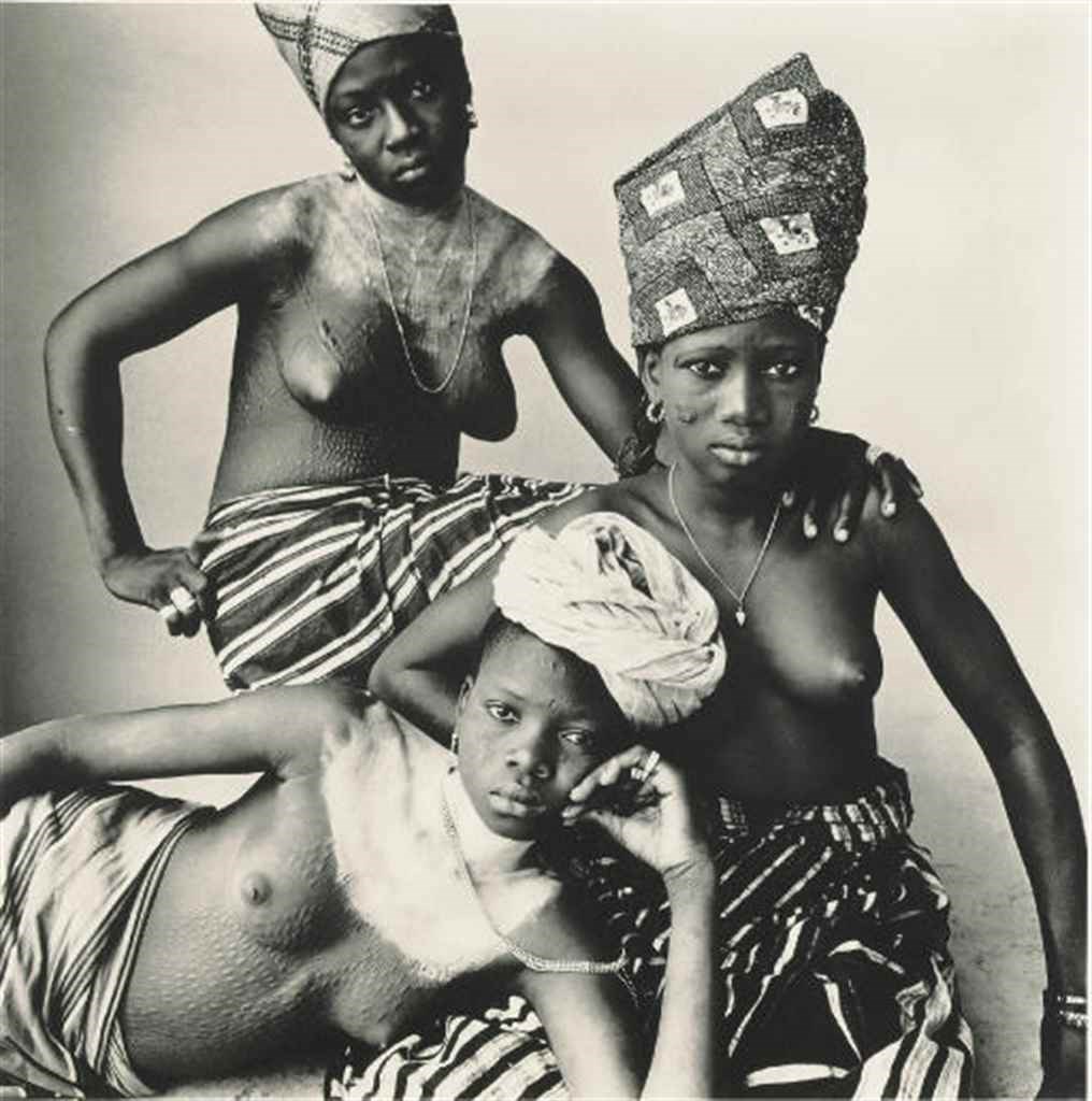 IRVING PENN (B. 1917)