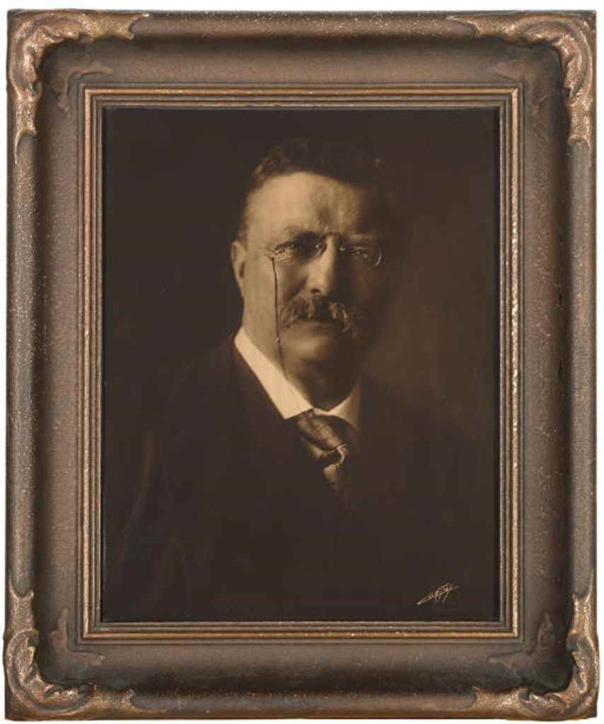 EDWARD S. CURTIS (1868-1952)