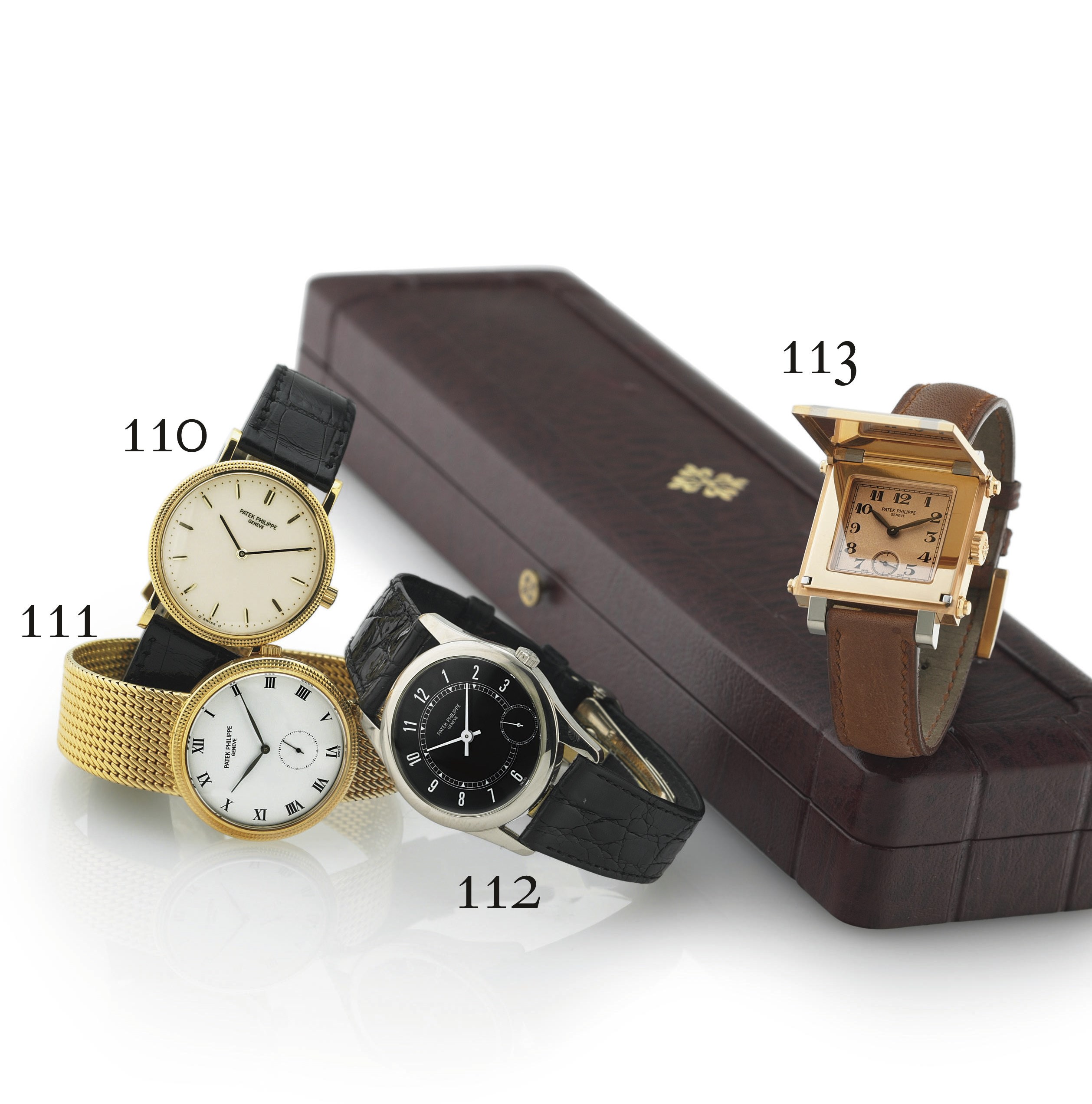 PATEK PHILIPPE. AN 18K GOLD BRACELET WATCH