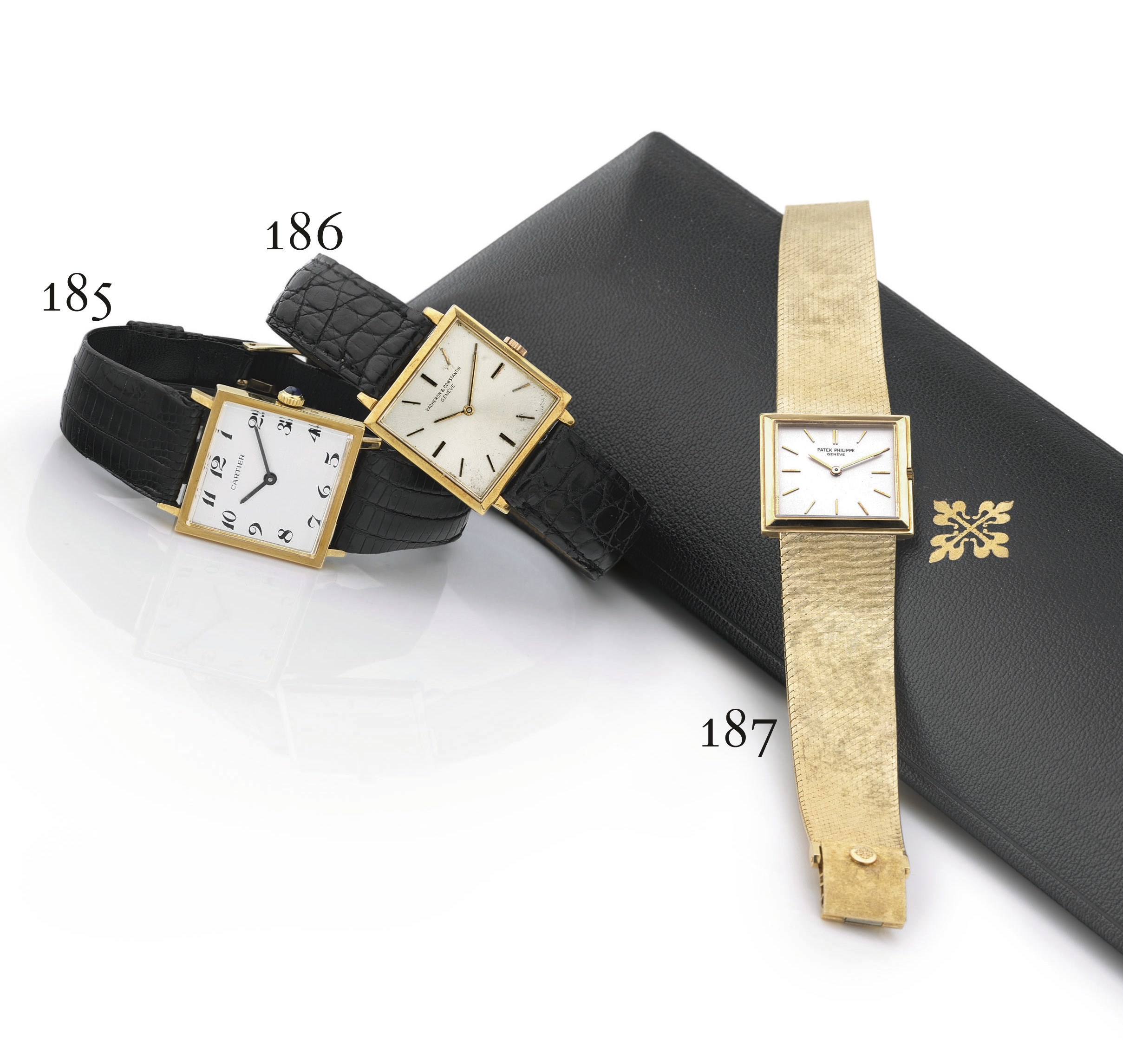 CONCORD. AN 18K GOLD SQUARE WRISTWATCH