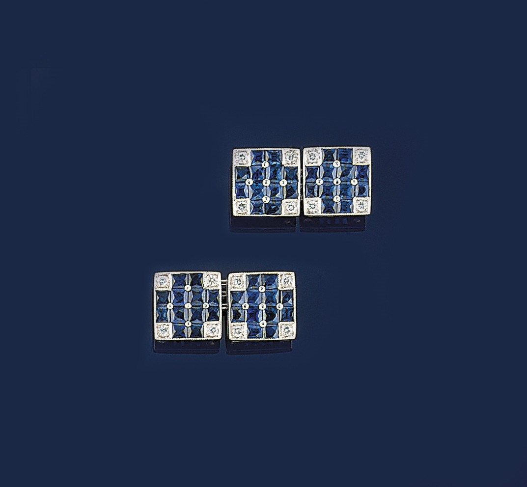 A PAIR OF SAPPHIRE AND DIAMOND CUFFLINKS
