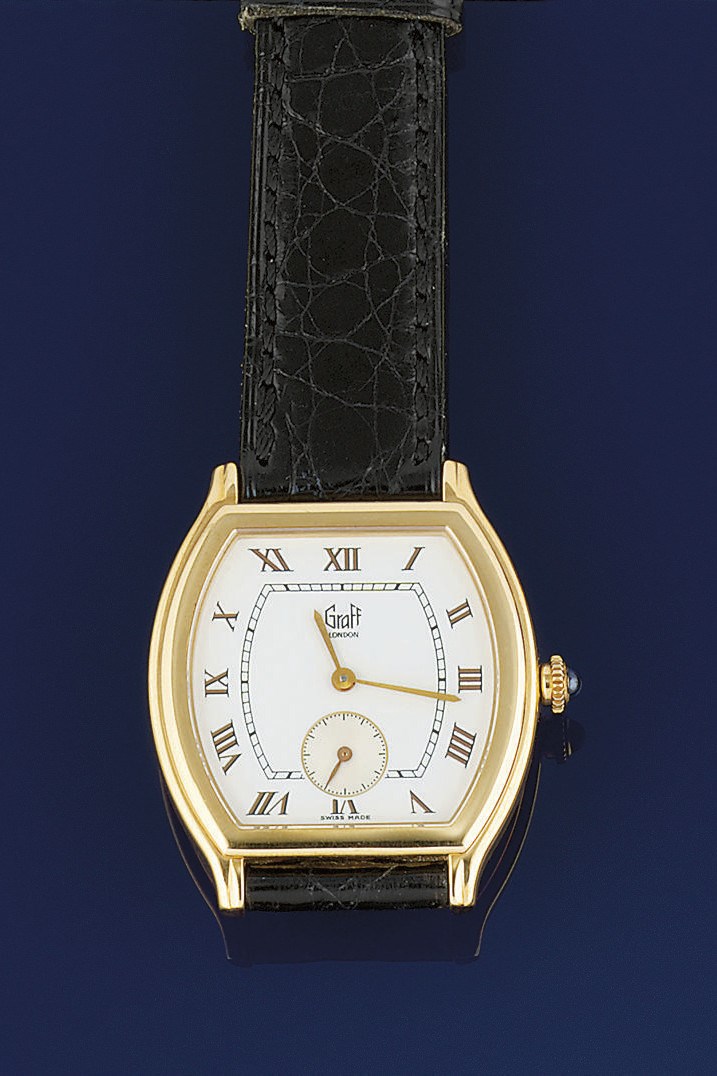 A WRISTWATCH, BY GRAFF