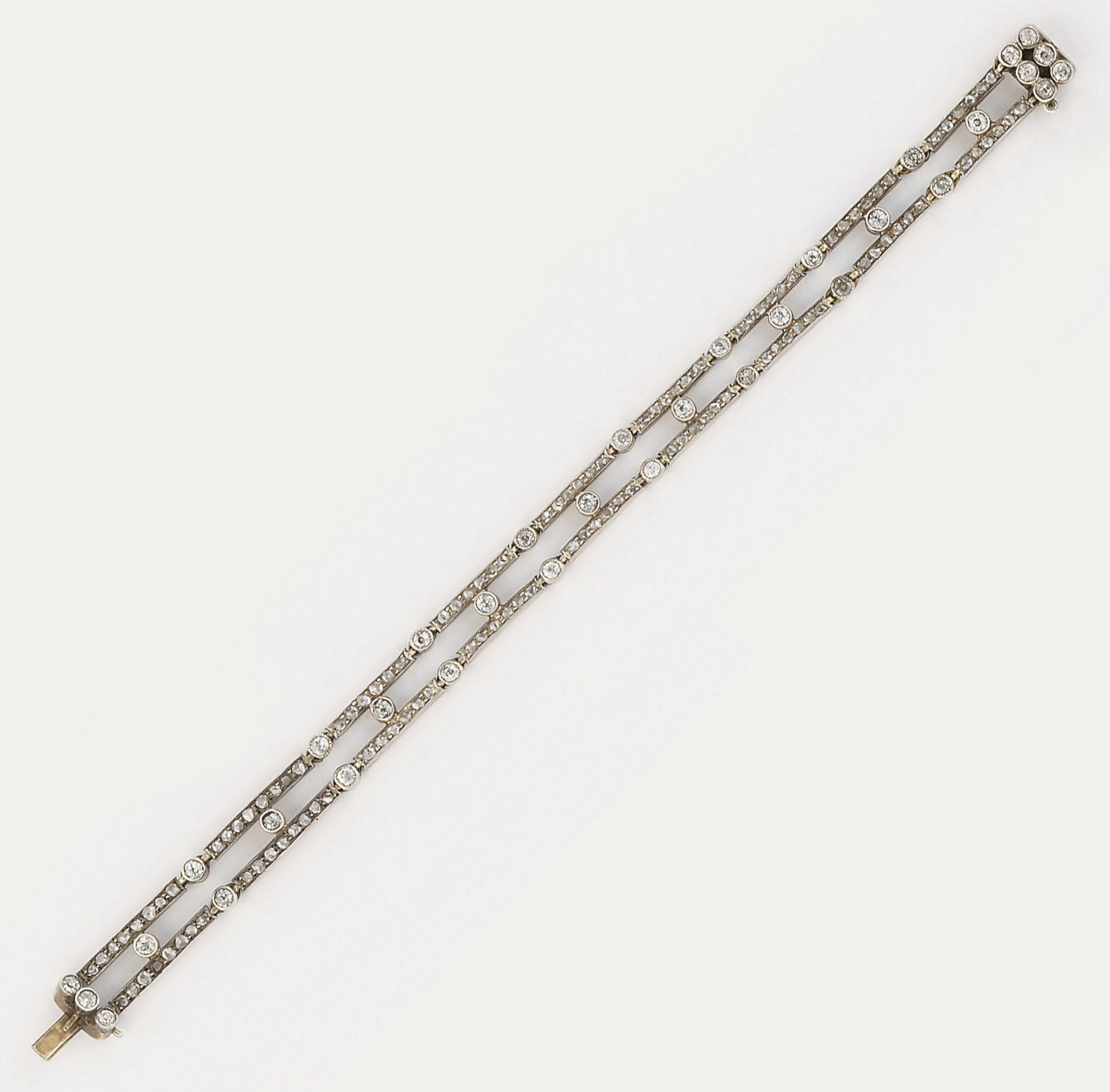 An Edwardian diamond bracelet