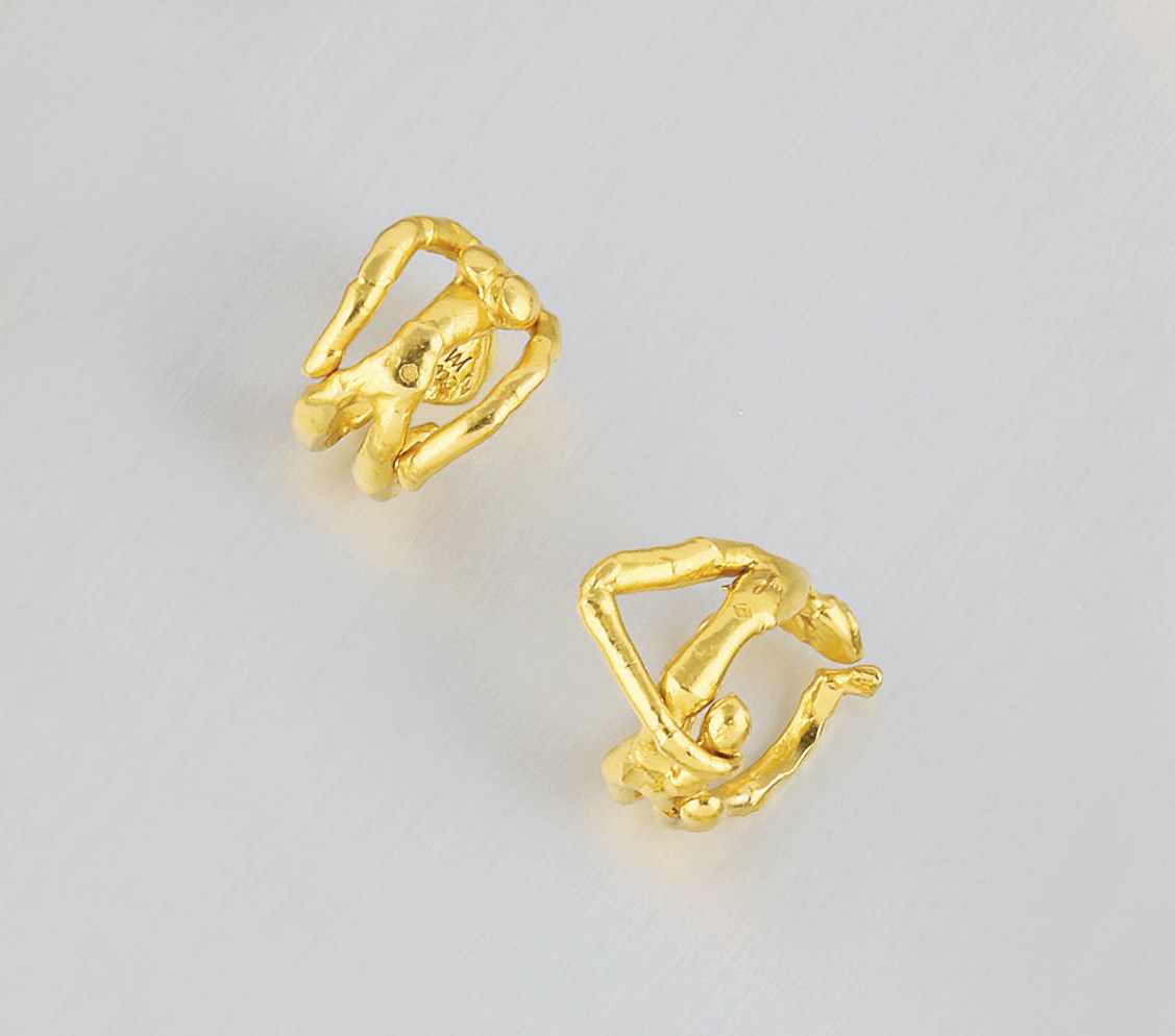 Two erotic rings, by Jean Mahie