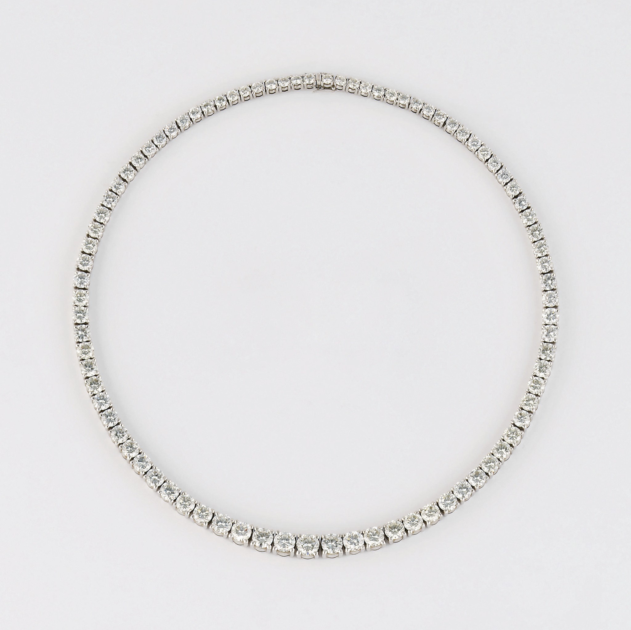 A diamond riviere necklace