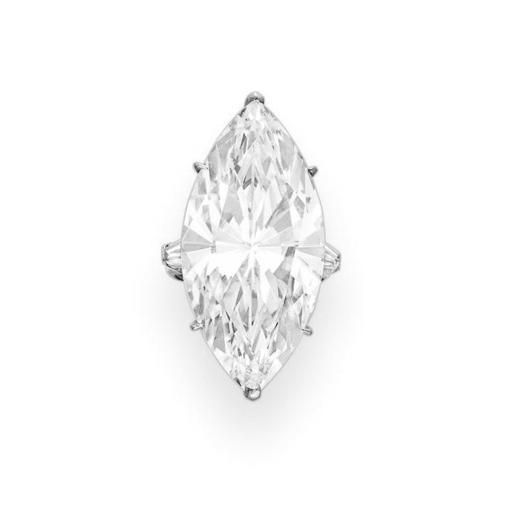 A SIMULATED DIAMOND RING