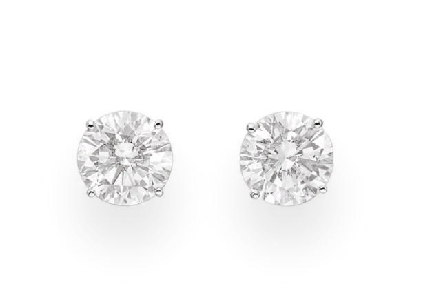 A PAIR OF DIAMOND EAR STUDS