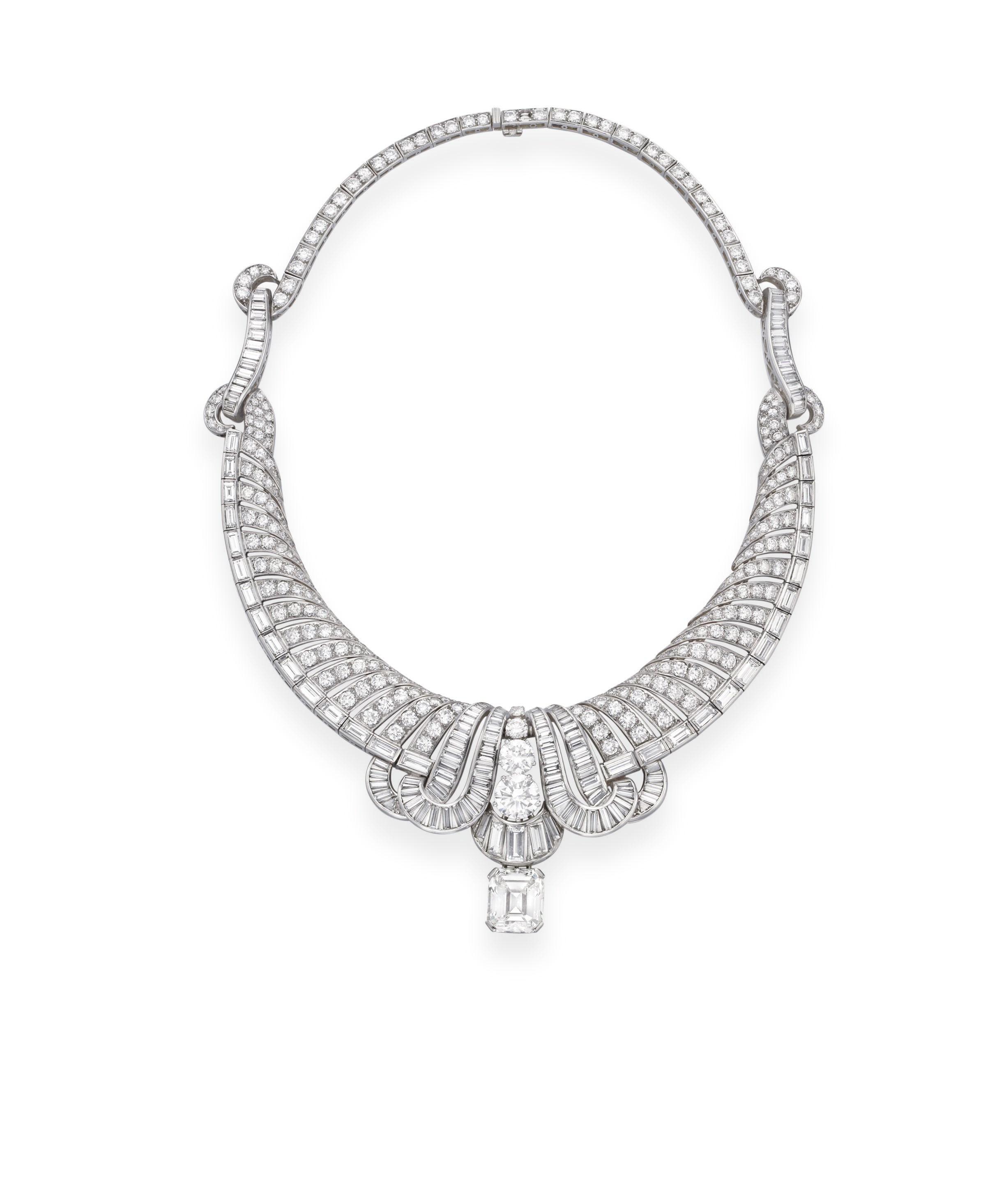 A DIAMOND NECKLACE