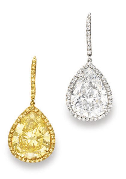A PAIR OF EXQUISITE DIAMOND AND COLORED DIAMOND EAR PENDANTS