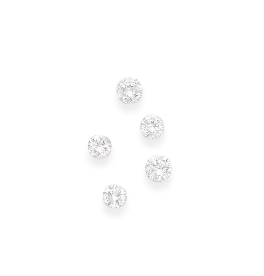 A GROUP OF UNMOUNTED DIAMONDS