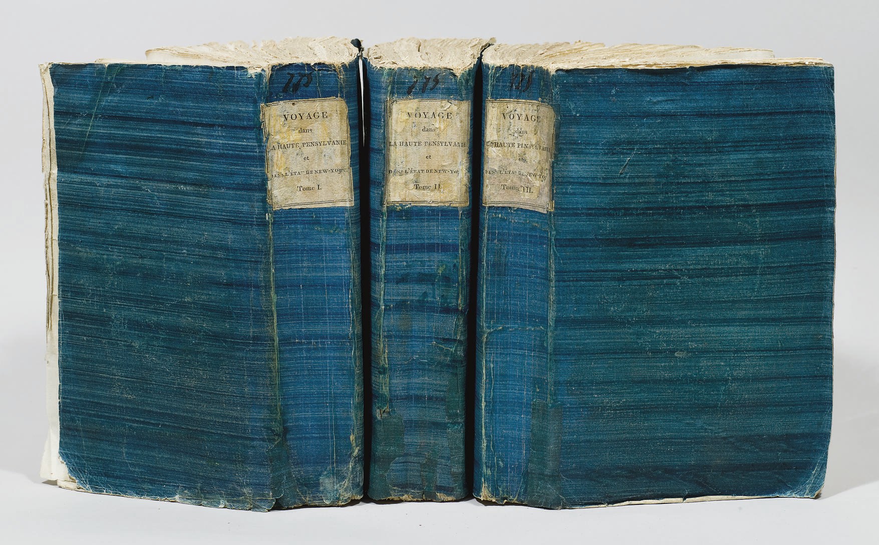 [CREVECOEUR, Saint John de (1735-1813)]. Voyage dans la Haute Pensylvanie et dans l'État de New York, par un membre adoptif de la nation Onéida. Traduit et publié par l'auteur des Lettres d'un cultivateur américain. Paris: Crapelet pour Maradan, An IX - 1801.