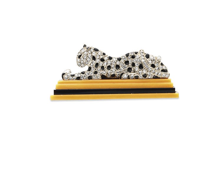 A FINE ART DECO DIAMOND, ENAMEL AND AGATE BROOCH, BY CARTIER