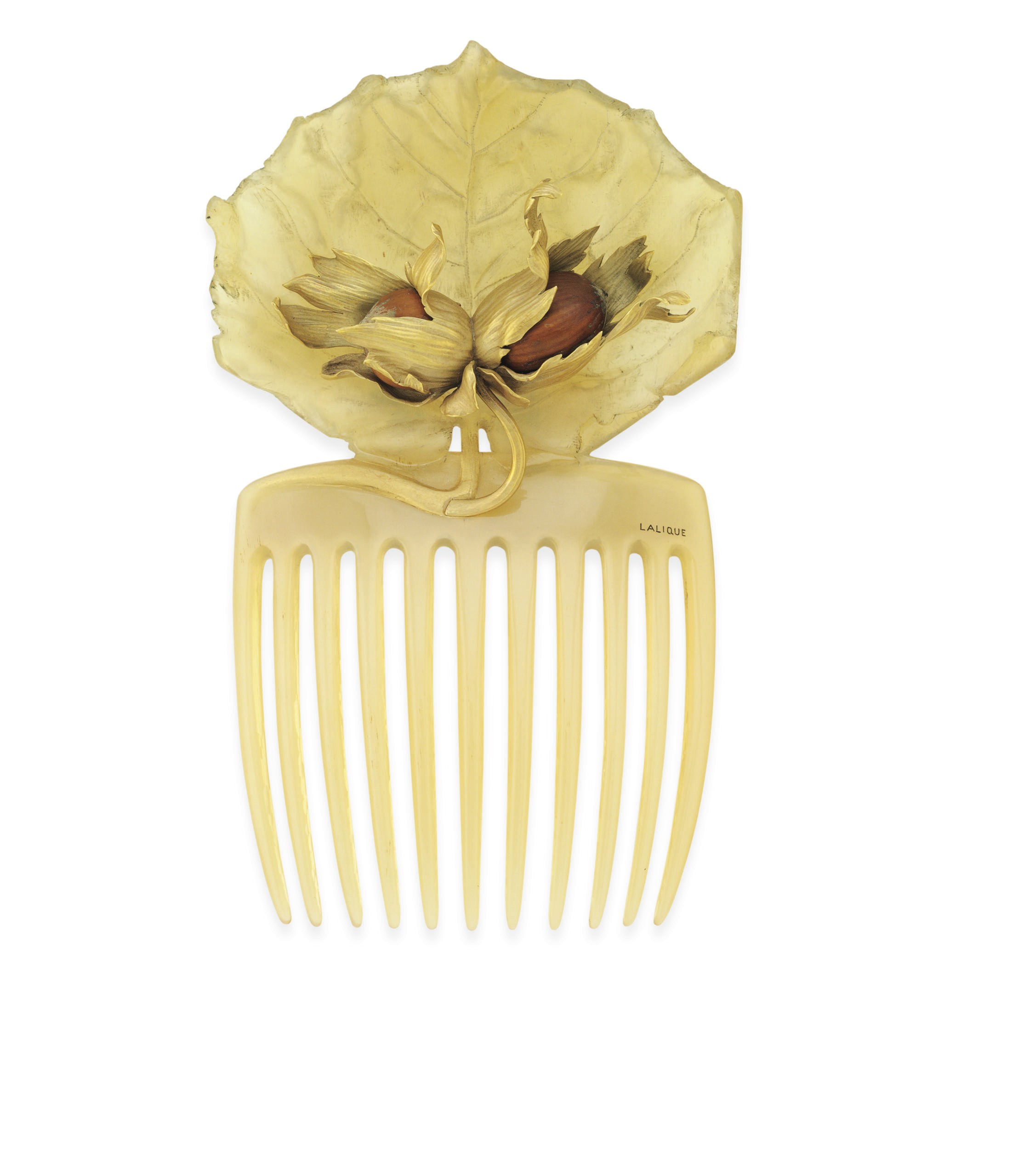 AN ART NOUVEAU HORN AND GOLD "CHESTNUT" HAIR COMB, BY RENE LALIQUE
