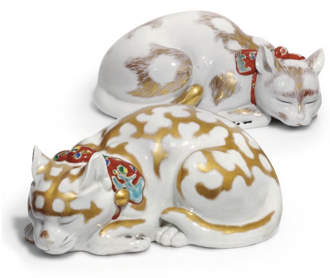 Two Japanese porcelain cats