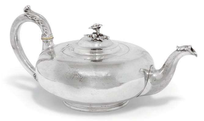 A WILLIAM IV SQUAT CIRCULAR SILVER TEA POT
