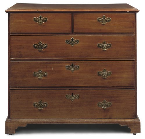 A GEORGE III MAHOGANY CHEST